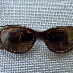 06 Brown Chimi sunglasses